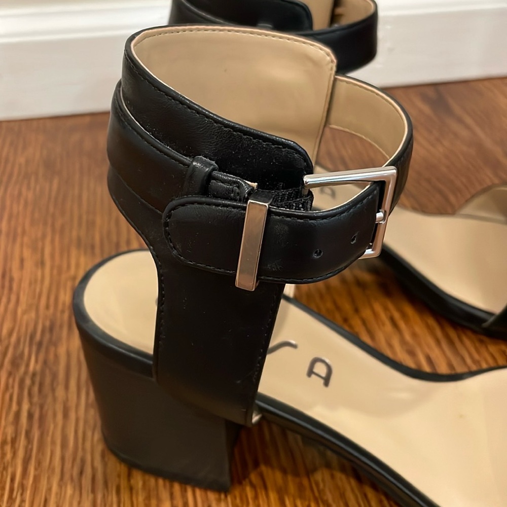 Block Heels - Picture 8 of 12